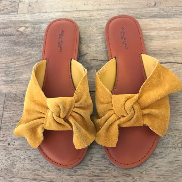 suede bow slides